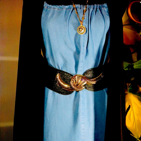 Vacation Ready 😍 Beautiful Maxi Denim Dress - Picture 9 of 16